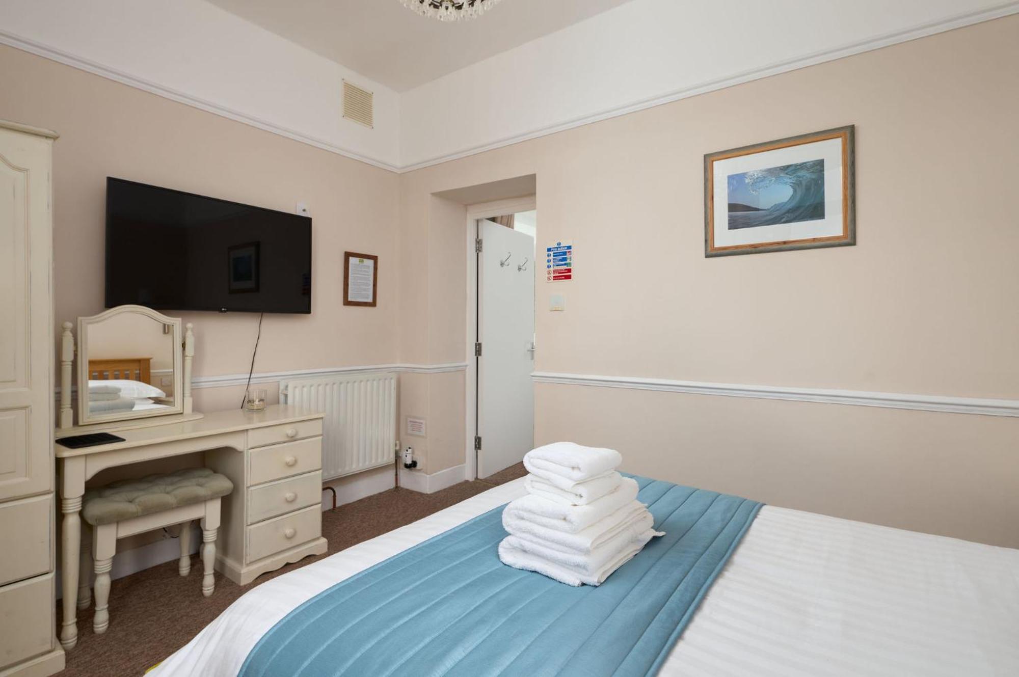 Epchris House Otel Ilfracombe Dış mekan fotoğraf